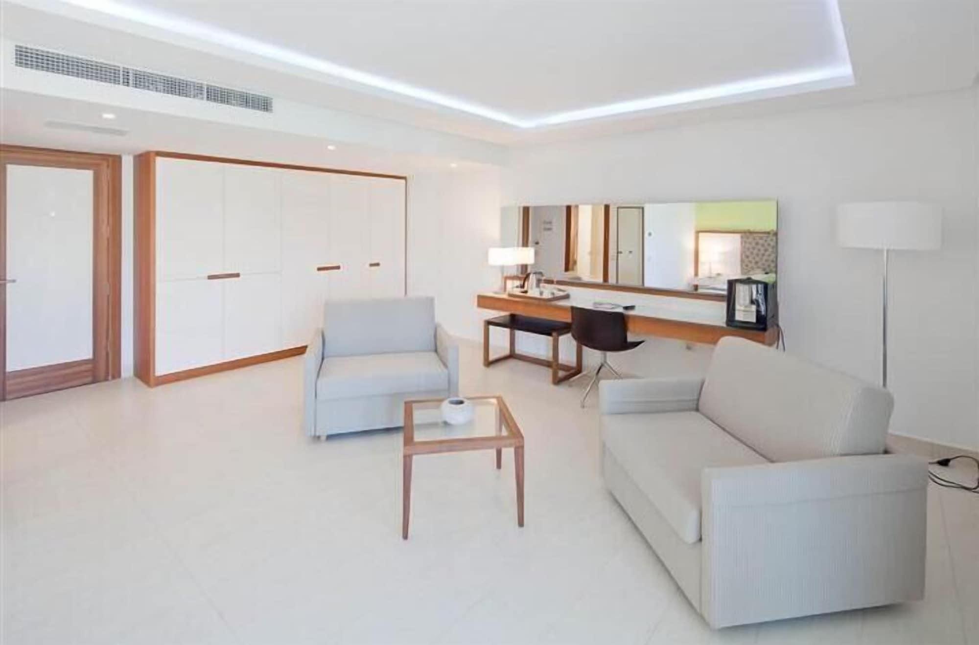 Alimounda Mare Otel 5*