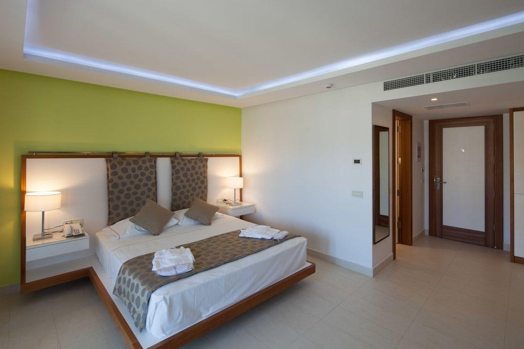 Hotel Alimounda Mare 5*